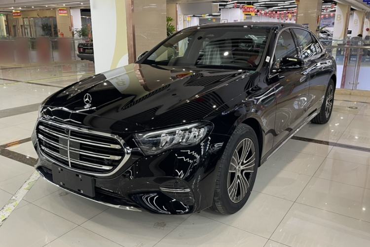 Used Mercedes-Benz E-Class 2026 E 260 L Classic Edition Exterior 2