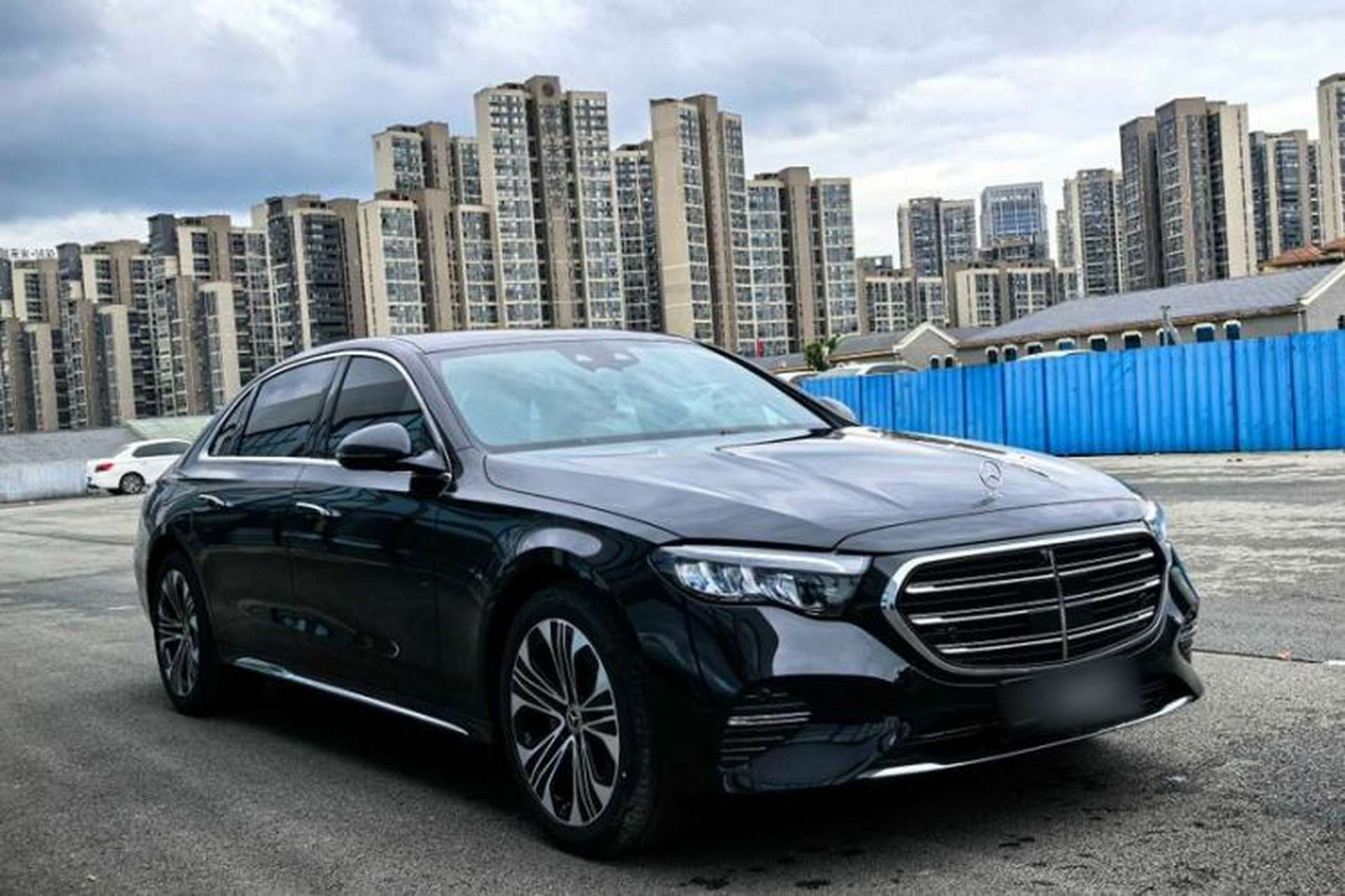 Used Mercedes-Benz E-Class 2026 E 300 L Luxury Exterior 2