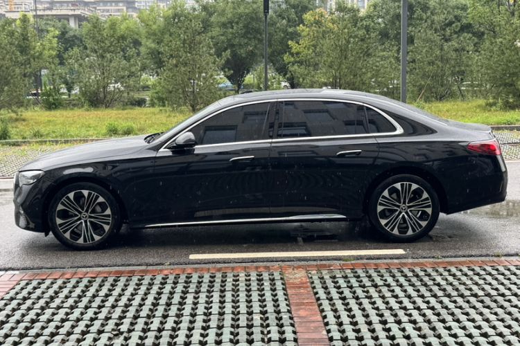 Used Mercedes-Benz E-Class 2026 E 300 L Luxury Exterior 3