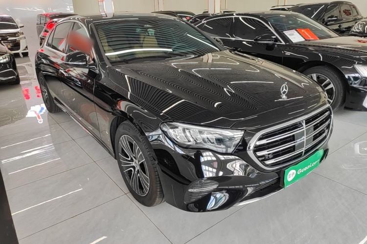 Used Mercedes-Benz E-Class 2026 E 260 L Classic Edition Front Right 45 Deg