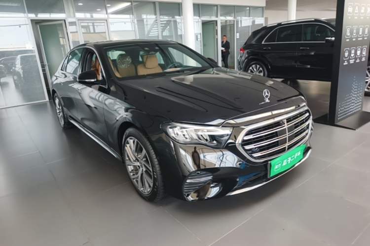 Used Mercedes-Benz E-Class 2026 Model Facelifted E 300 L Fashion Version Front Right 45 Deg