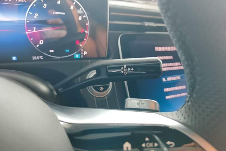 Used Mercedes-Benz E-Class 2026 Model Facelifted E 300 L Fashion Version Gear Lever