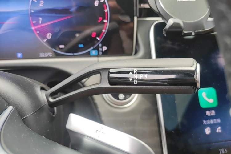 Used Mercedes-Benz E-Class 2026 E 260 L Gear Lever