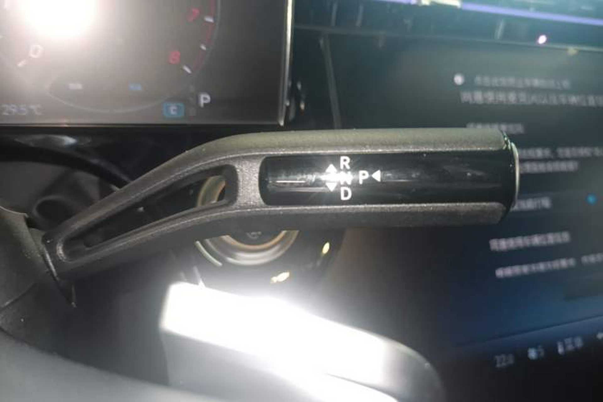 Used Mercedes-Benz E-Class 2026 E 300 L Luxury Gear Lever