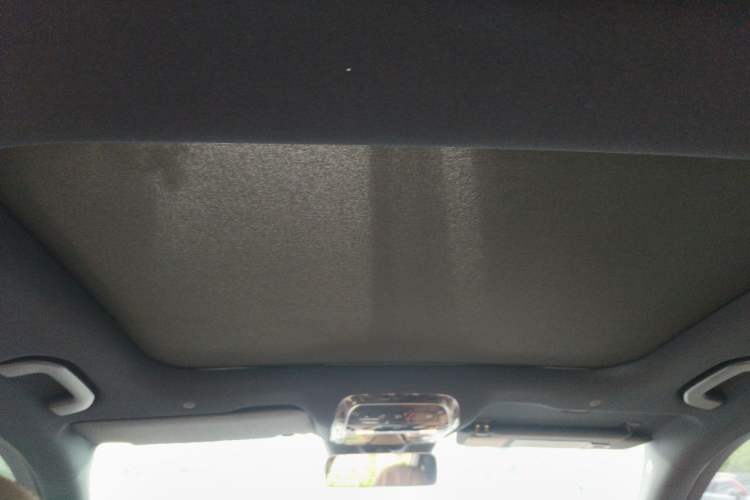 Used Mercedes-Benz E-Class 2026 E 260 L Classic Edition Headliner