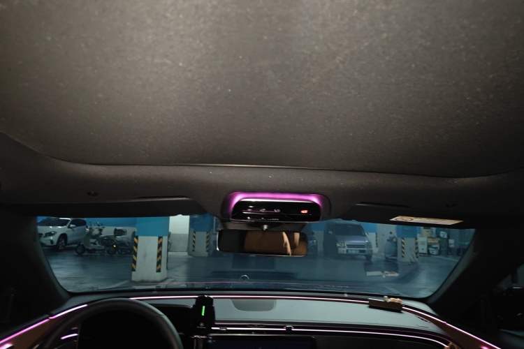 Used Mercedes-Benz E-Class 2026 E 260 L Classic Edition Headliner