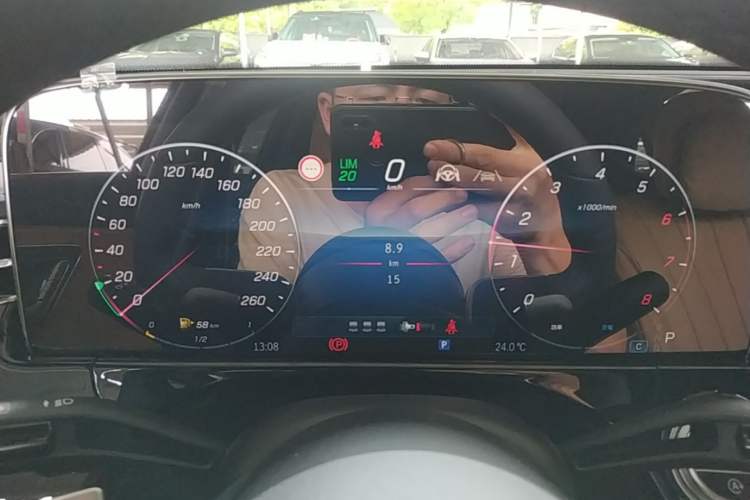 Used Mercedes-Benz E-Class 2026 E 300 L Luxury Instrument Cluster