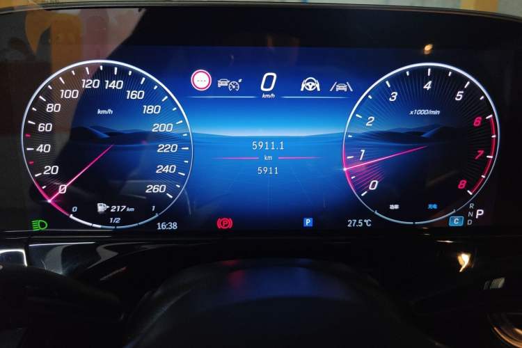 Used Mercedes-Benz E-Class 2026 E 300 L Luxury Instrument Cluster