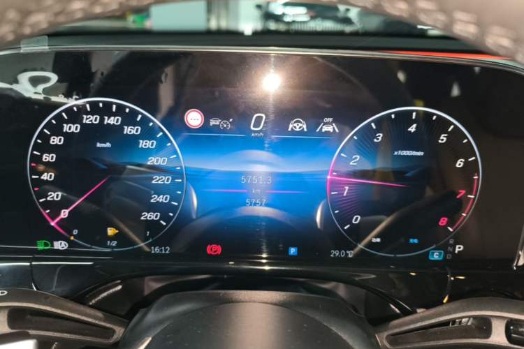 Used Mercedes-Benz E-Class 2026 E 300 L Luxury Instrument Cluster