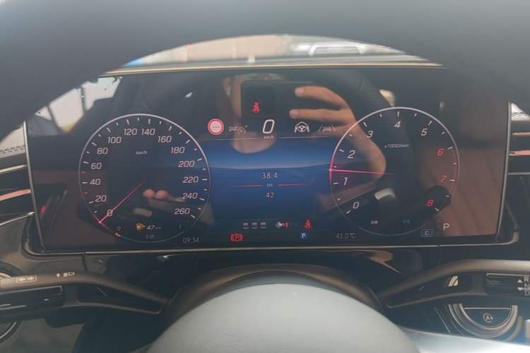 Used Mercedes-Benz E-Class 2026 Model Facelifted E 300 L Fashion Version Instrument Cluster