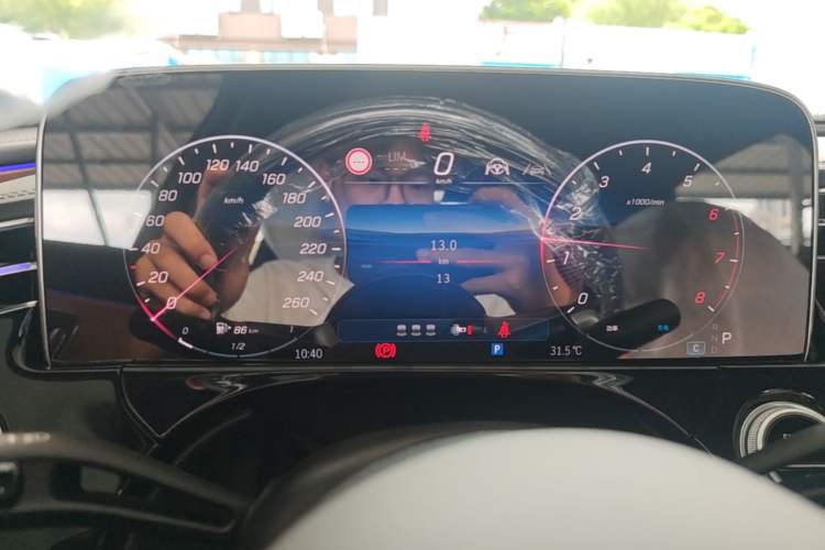 Used Mercedes-Benz E-Class 2026 Model, Restyled E 300 L Luxury Version Instrument Cluster