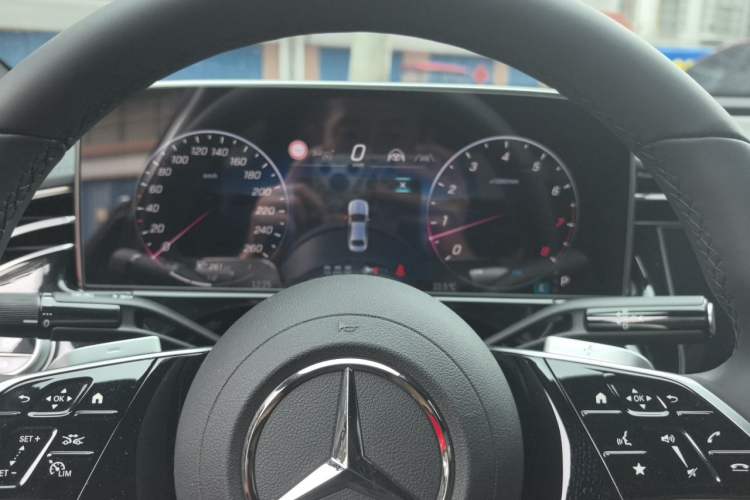Used Mercedes-Benz E-Class 2026 E 300 L Luxury Instrument Cluster
