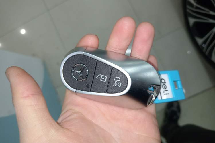 Used Mercedes-Benz E-Class 2026 E 300 L Luxury Interior 1