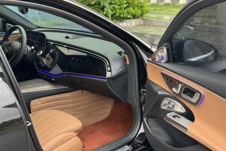 Used Mercedes-Benz E-Class 2026 E 300 L Luxury Interior 6