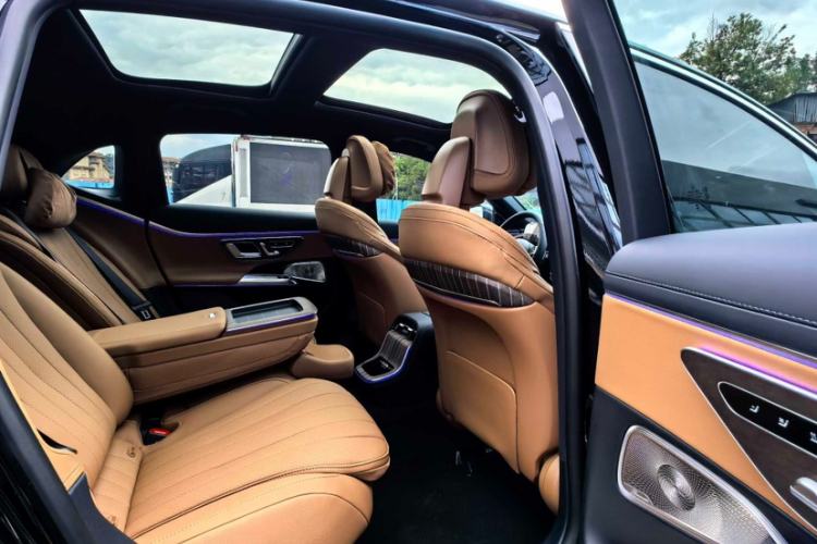 Used Mercedes-Benz E-Class 2026 E 300 L Luxury Interior 6