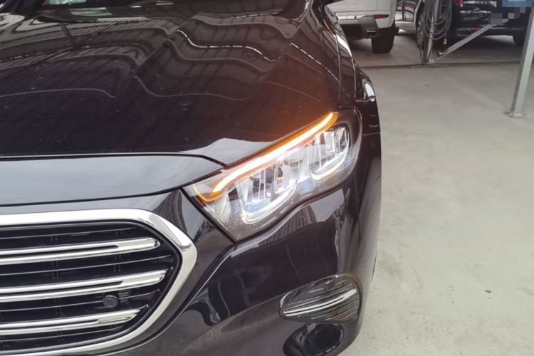 Used Mercedes-Benz E-Class 2026 Model, Restyled E 300 L Luxury Version Left Front Headlight