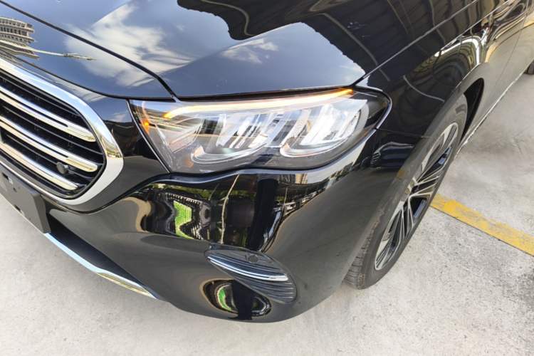 Used Mercedes-Benz E-Class 2026 Model, Restyled E 300 L Luxury Version Left Front Headlight