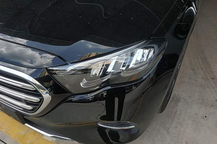 Used Mercedes-Benz E-Class 2026 Model Facelifted E 300 L Fashion Version Left Front Headlight
