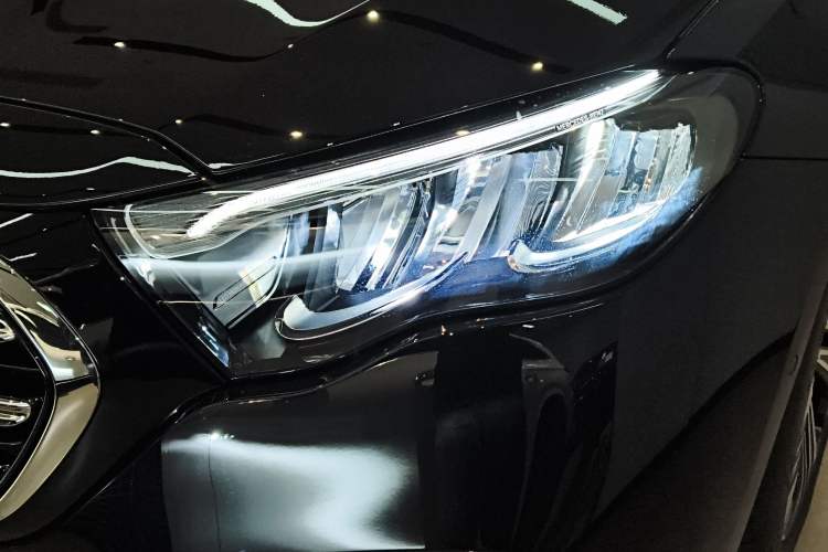 Used Mercedes-Benz E-Class 2026 E 300 L Luxury Left Front Headlight