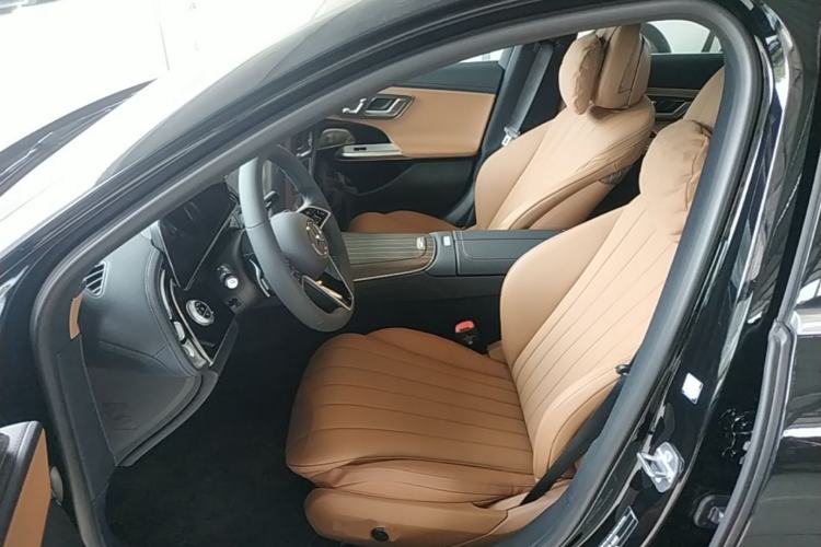 Used Mercedes-Benz E-Class 2026 E 300 L Luxury Left Front Seat