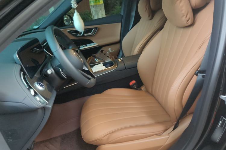Used Mercedes-Benz E-Class 2026 E 260 L Classic Edition Left Front Seat