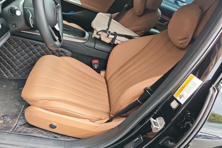 Used Mercedes-Benz E-Class 2026 E 300 L Luxury Left Front Seat
