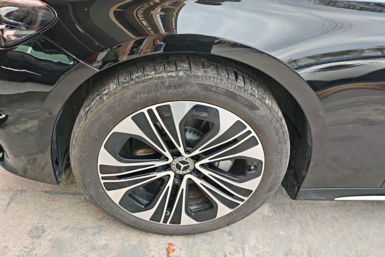 Used Mercedes-Benz E-Class 2026 E 300 L Luxury Left Front Wheel Hub