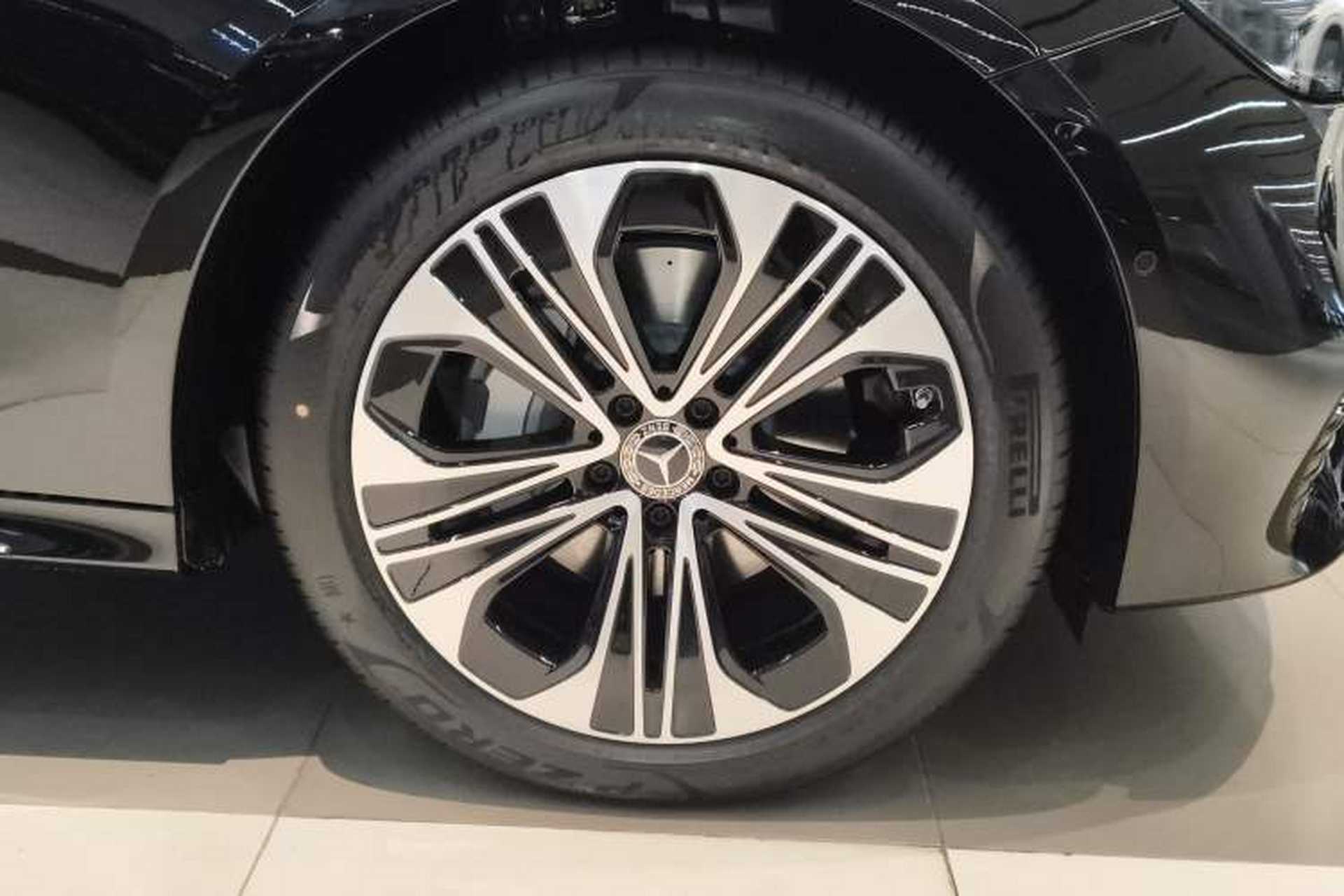 Used Mercedes-Benz E-Class 2026 E 300 L Luxury Left Front Wheel Hub