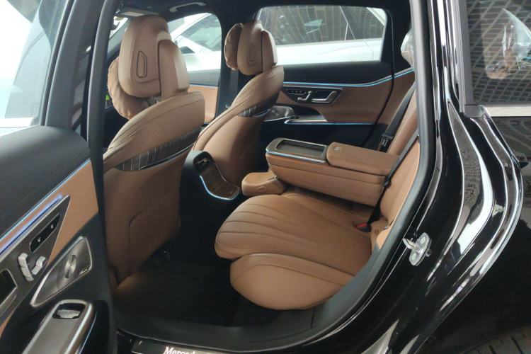 Used Mercedes-Benz E-Class 2026 E 300 L Luxury Left Rear Seat