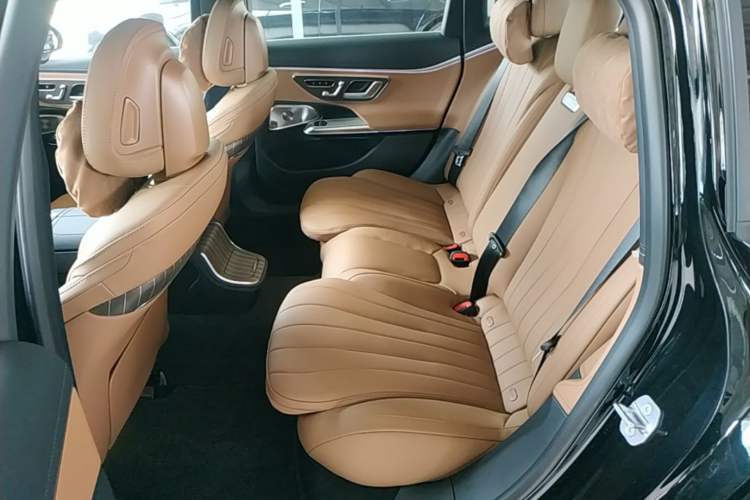 Used Mercedes-Benz E-Class 2026 E 300 L Luxury Left Rear Seat