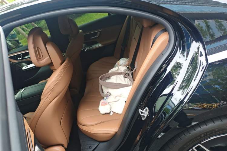 Used Mercedes-Benz E-Class 2026 E 260 Sport Edition Left Rear Seat