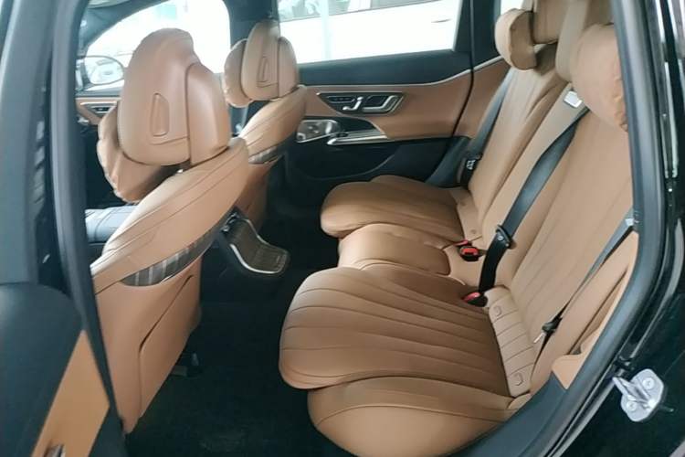 Used Mercedes-Benz E-Class 2026 E 300 L Luxury Left Rear Seat