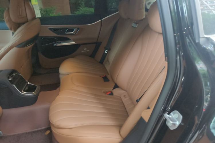 Used Mercedes-Benz E-Class 2026 E 260 L Classic Edition Left Rear Seat