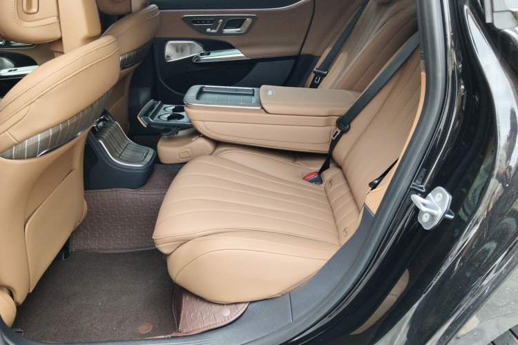 Used Mercedes-Benz E-Class  Left Rear Seat