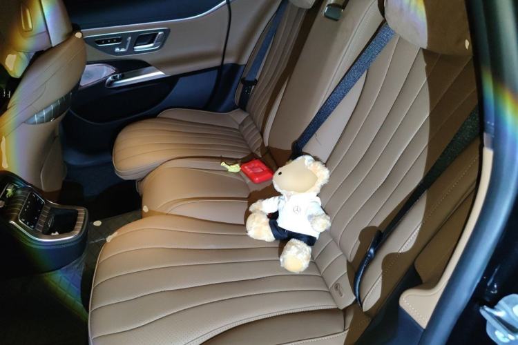 Used Mercedes-Benz E-Class 2026 Model Facelifted E 300 L Prestige Version Left Rear Seat