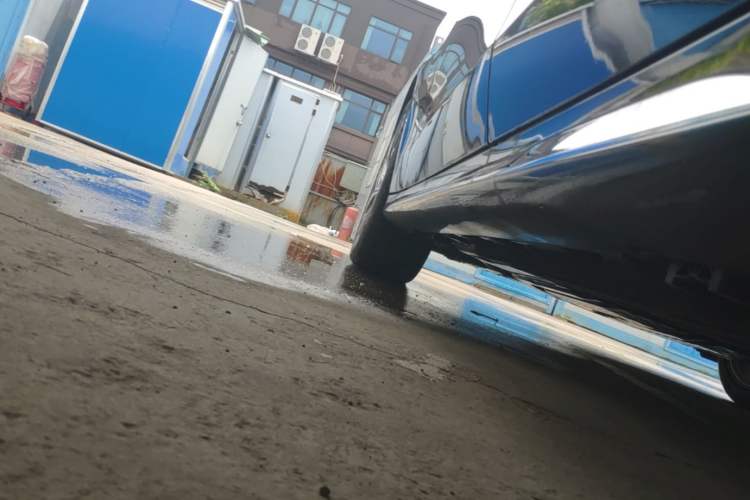 Used Mercedes-Benz E-Class 2026 Model Facelifted E 300 L Fashion Version Left Side Sill