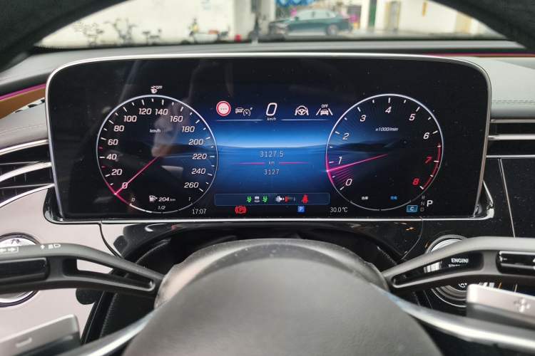 Used Mercedes-Benz E-Class 2026 E 300 L Luxury Odometer Close Up