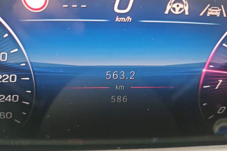 Used Mercedes-Benz E-Class 2026 E 260 Sport Edition Odometer Close Up