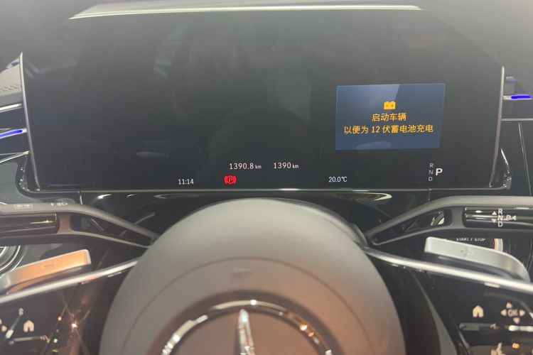 Used Mercedes-Benz E-Class 2026 E 300 L Luxury Odometer Close Up