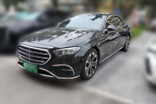 Used Mercedes-Benz E-Class Mercedes-Benz E300L facelift, luxury, 2.0-liter, black, automatic