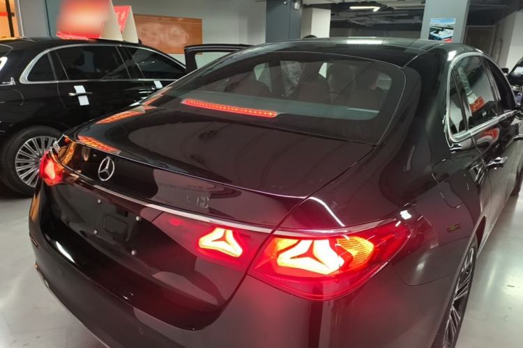 Used Mercedes-Benz E-Class 2026 E 300 L Luxury Rear