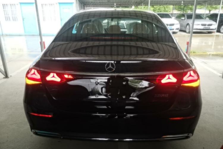 Used Mercedes-Benz E-Class 2026 Model, Restyled E 300 L Luxury Version Rear