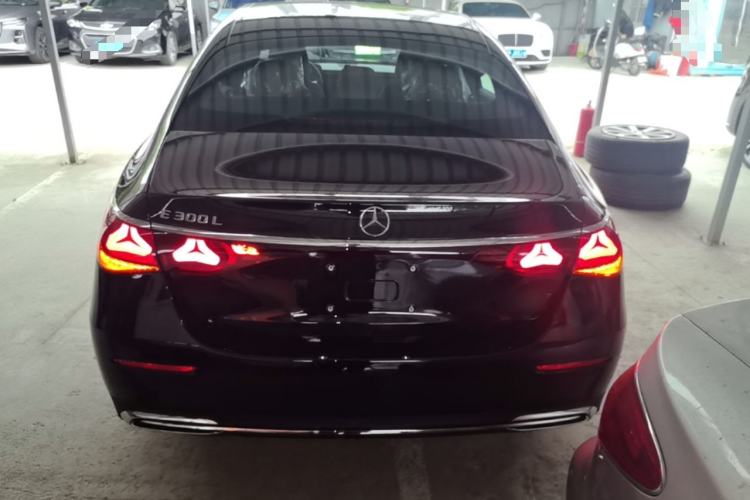 Used Mercedes-Benz E-Class 2026 Model, Restyled E 300 L Luxury Version Rear