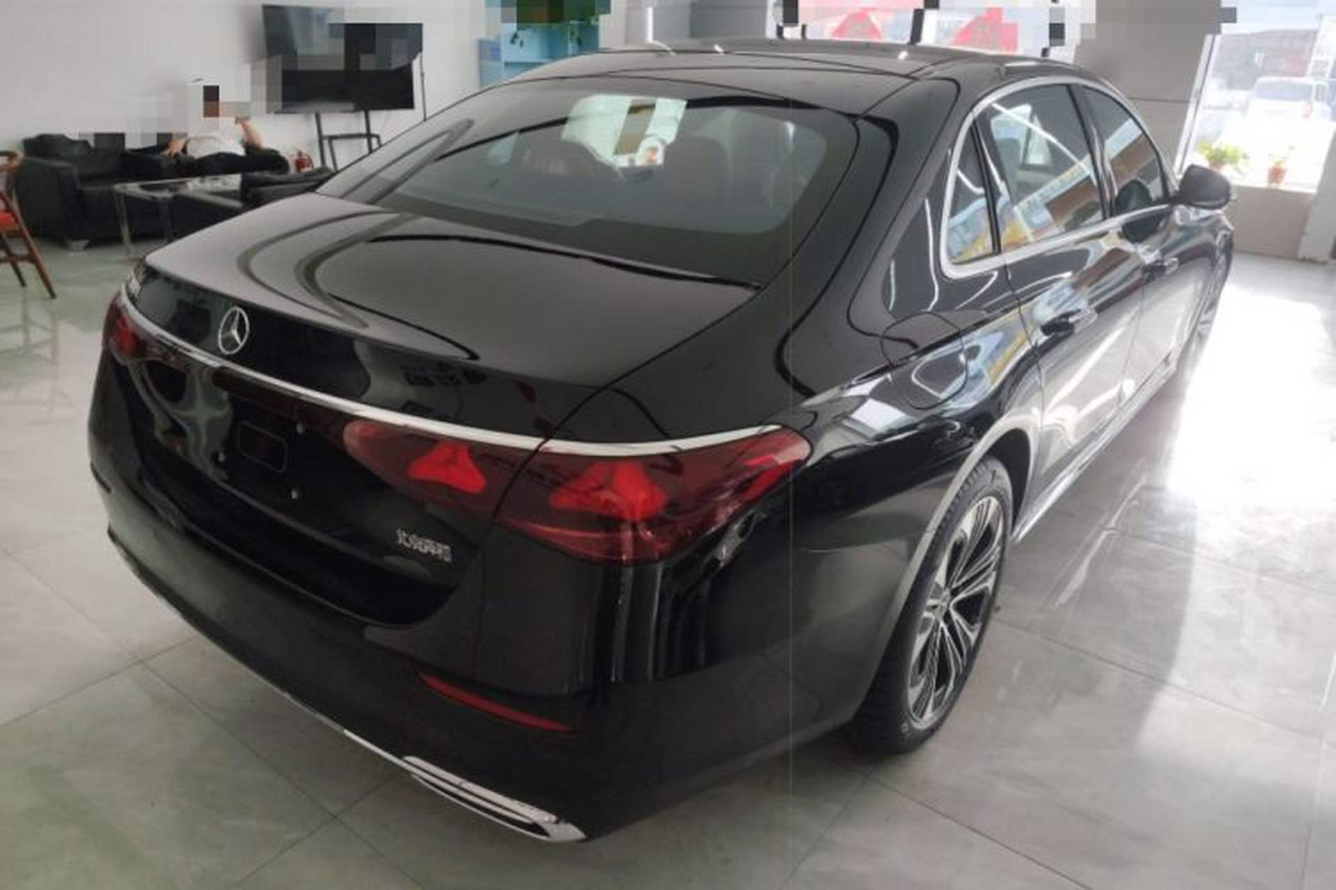 Used Mercedes-Benz E-Class 2026 E 300 L Luxury Rear Right 45 Deg