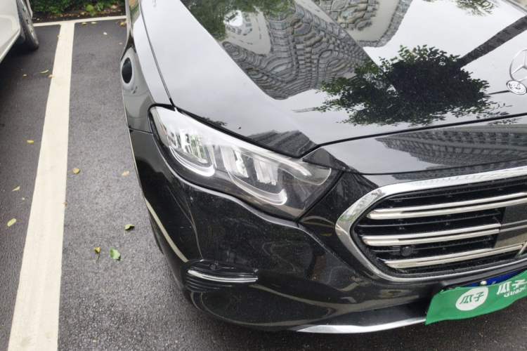 Used Mercedes-Benz E-Class 2026 E 260 L Classic Edition Right Front Headlight