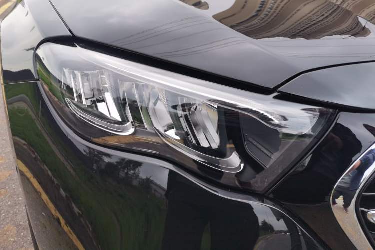 Used Mercedes-Benz E-Class 2026 E 300 L Luxury Right Front Headlight