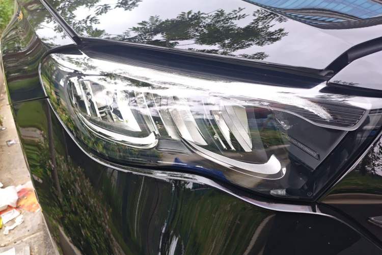 Used Mercedes-Benz E-Class 2026 E 260 Sport Edition Right Front Headlight