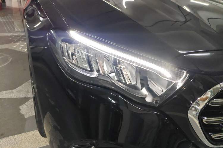 Used Mercedes-Benz E-Class 2026 E 300 L Luxury Right Front Headlight