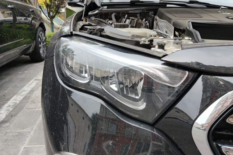 Used Mercedes-Benz E-Class  Right Front Headlight