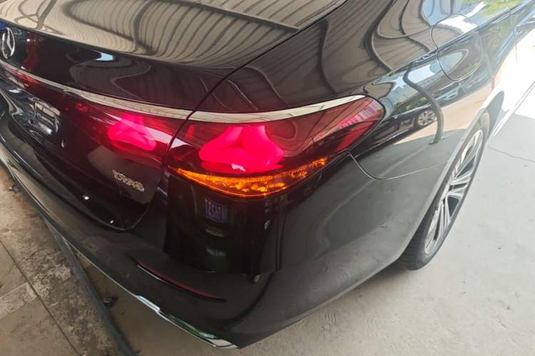 Used Mercedes-Benz E-Class 2026 Model Facelifted E 300 L Fashion Version Right Rear Taillight